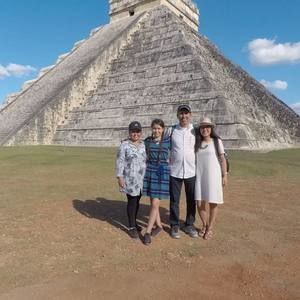 Meet your Posher, Dolores